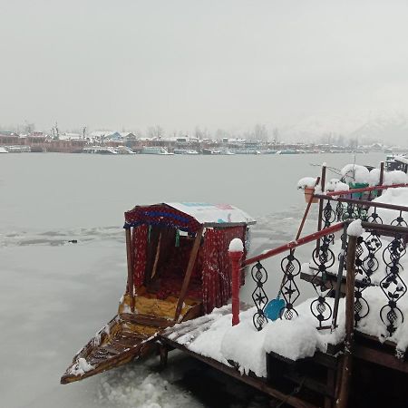 New Bombay Heritage Group Of House Boat Srīnagar Екстериор снимка