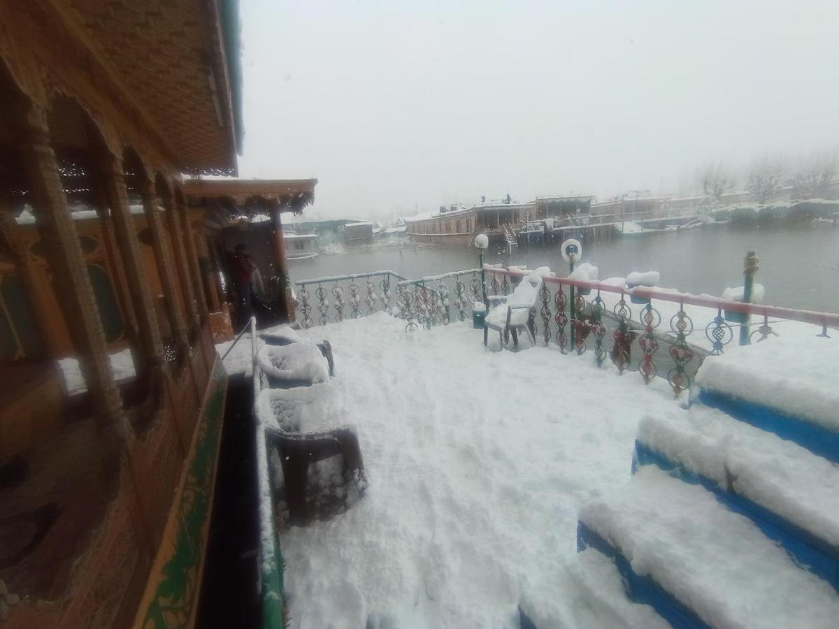 New Bombay Heritage Group Of House Boat Srīnagar Екстериор снимка